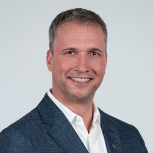 Photo de profil de Colin Simpson, CFO