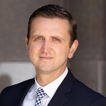 Michael Strzelecki, CFAᴹᴰ