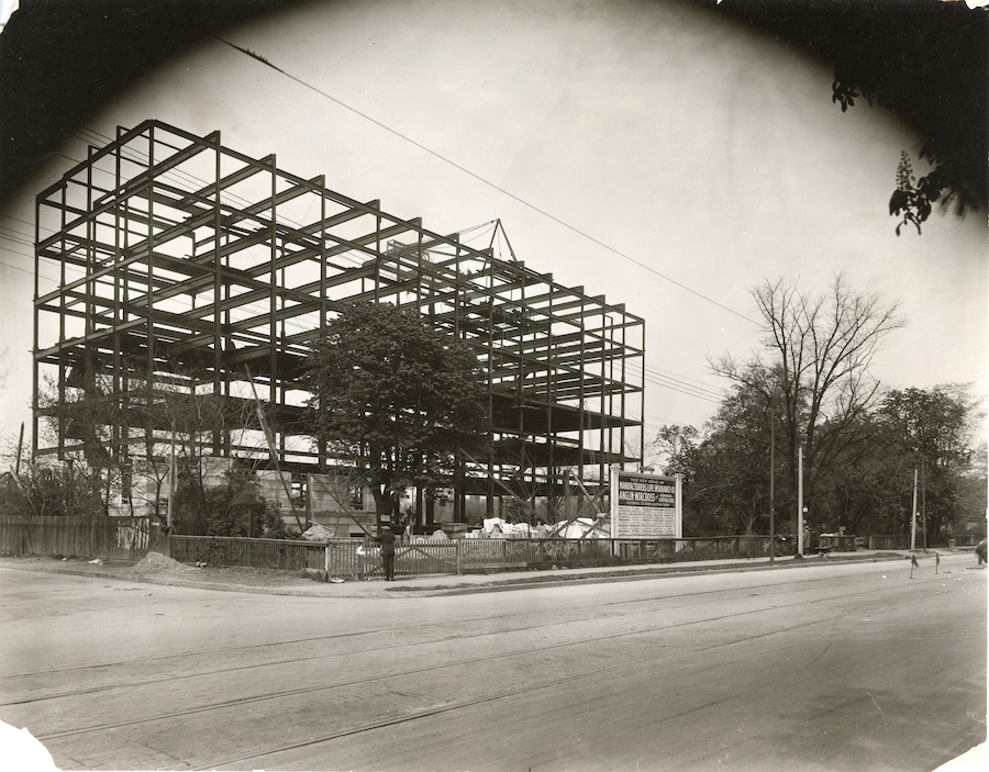 Construction began on Manulife’s Head Office in 1924 and officially opened in August 1925.