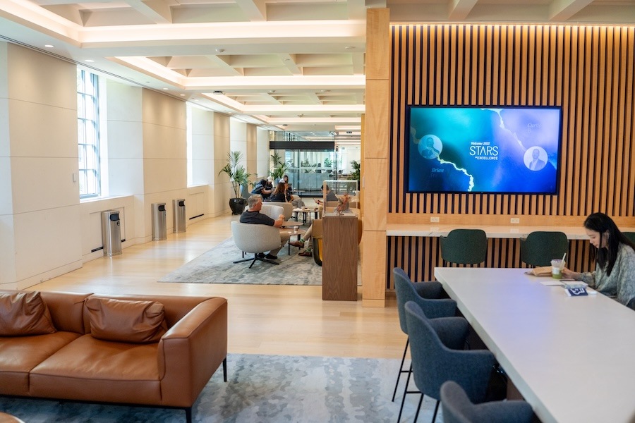 Current lobby area at 200 Bloor St
