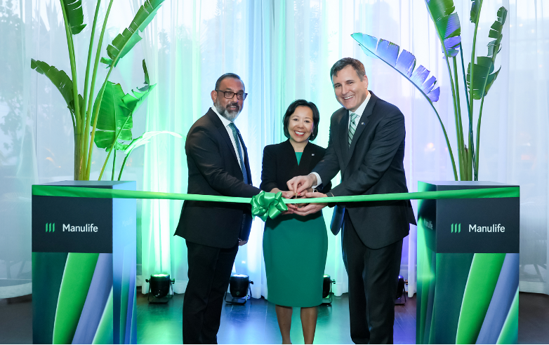 From left to right are: Taru Singhal, Senior Executive Officer, Manulife Global High-Net-Worth, Jean Wong, Chief Executive Officer, Global High-Net-Worth, and Mark Bensman, Chief Distribution Officer, Global High-Net-Worth.